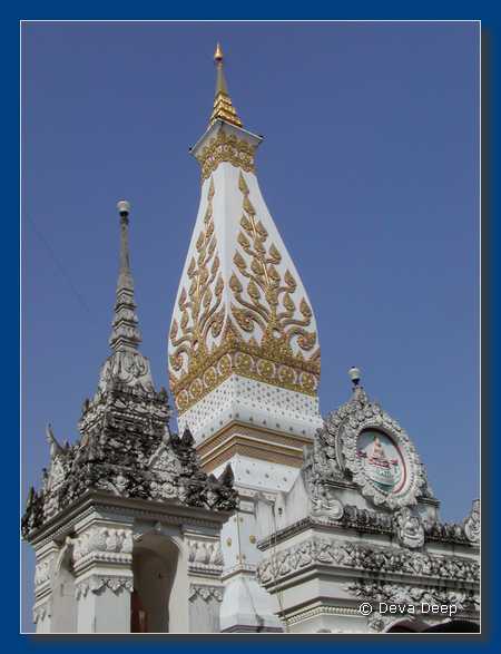 That Phanom Wat Phra TP 20031221-07